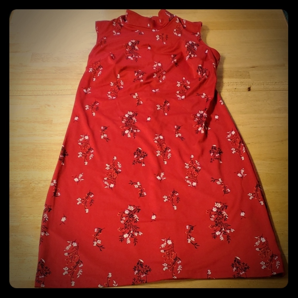 Red, with white flowers and highdress size Medium